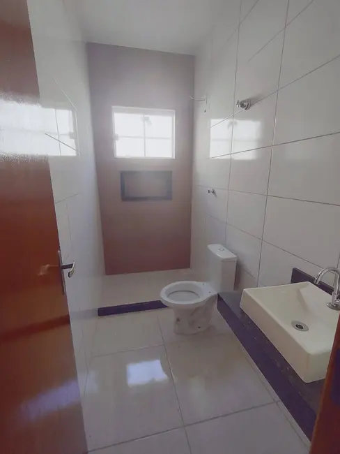 Foto 5 de Casa com 3 quartos à venda, 225m2 em Marica - RJ