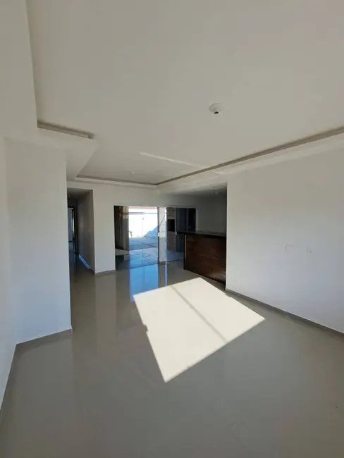 Foto 5 de Casa com 3 quartos à venda, 480m2 em Jardim Atlântico Central (Itaipuaçu), Marica - RJ