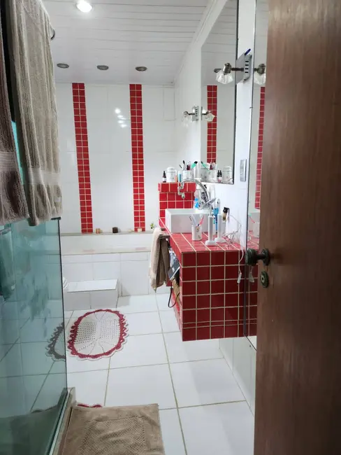 Foto 6 de Casa com 4 quartos à venda, 2000m2 em Itaocaia Valley (Itaipuaçu), Marica - RJ