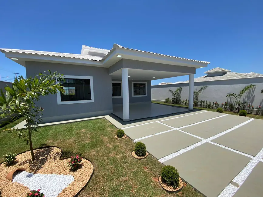 Foto 2 de Casa com 3 quartos à venda, 440m2 em Jardim Atlântico Leste (Itaipuaçu), Marica - RJ