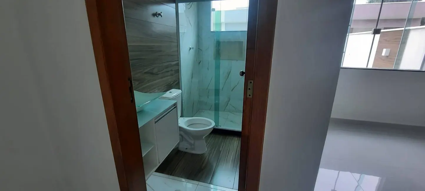 Foto 6 de Casa com 3 quartos à venda, 240m2 em Jardim Atlântico Central (Itaipuaçu), Marica - RJ