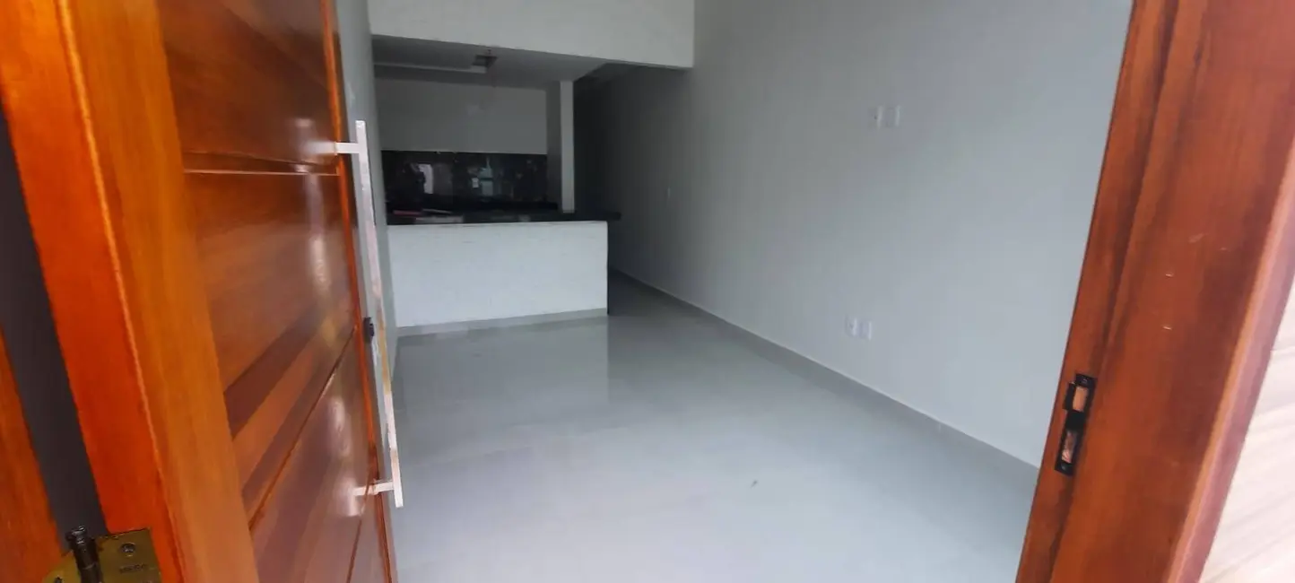 Foto 3 de Casa com 3 quartos à venda, 240m2 em Jardim Atlântico Central (Itaipuaçu), Marica - RJ