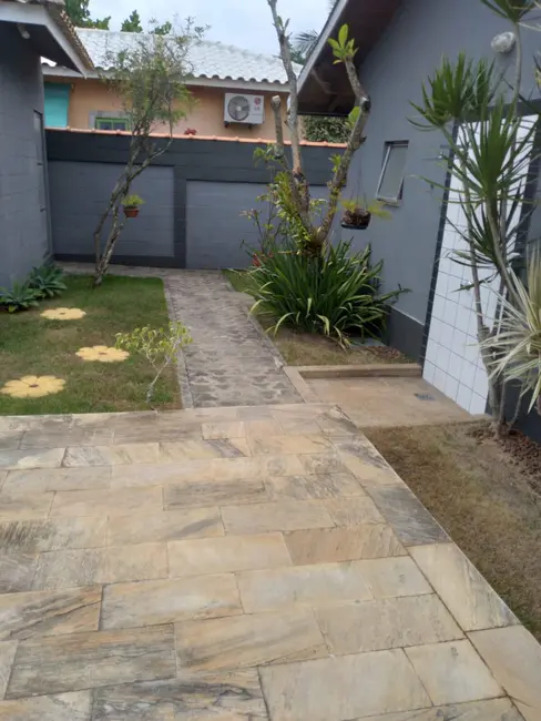 Foto 3 de Casa com 3 quartos à venda em Jardim Atlântico Oeste (Itaipuaçu), Marica - RJ