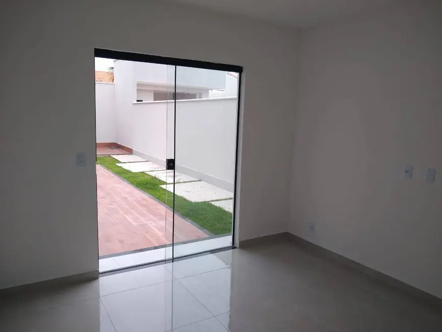 Foto 8 de Casa com 3 quartos à venda, 340m2 em Jardim Atlântico Leste (Itaipuaçu), Marica - RJ