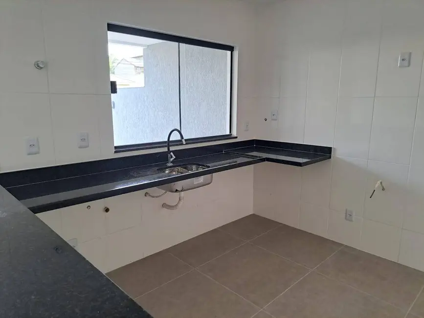 Foto 5 de Casa com 2 quartos à venda em Jardim Atlântico Central (Itaipuaçu), Marica - RJ