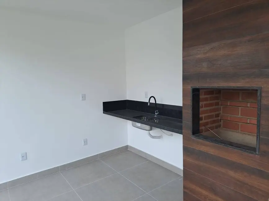 Foto 6 de Casa com 2 quartos à venda em Jardim Atlântico Central (Itaipuaçu), Marica - RJ