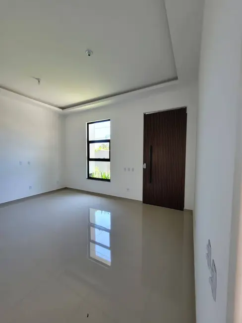 Foto 6 de Casa com 3 quartos à venda, 480m2 em Jardim Atlântico Central (Itaipuaçu), Marica - RJ