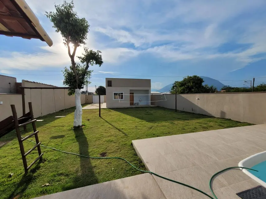 Foto 4 de Casa com 2 quartos à venda, 476m2 em Jardim Atlântico Central (Itaipuaçu), Marica - RJ