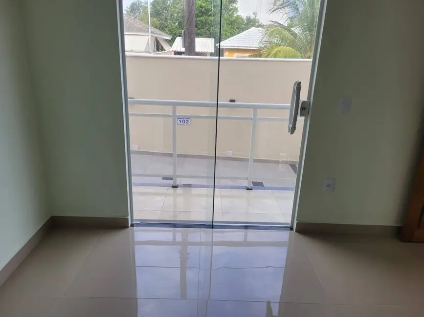 Foto 4 de Apartamento com 2 quartos à venda em Jardim Atlântico Central (Itaipuaçu), Marica - RJ