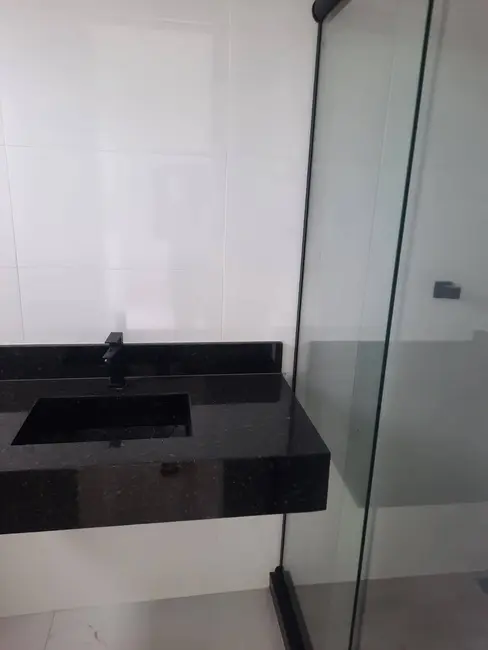 Foto 8 de Casa com 3 quartos à venda, 240m2 em Jardim Atlântico Leste (Itaipuaçu), Marica - RJ