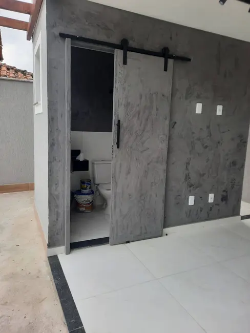 Foto 4 de Casa com 3 quartos à venda, 240m2 em Jardim Atlântico Leste (Itaipuaçu), Marica - RJ