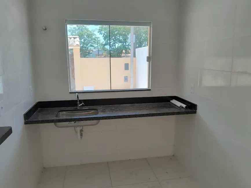 Foto 9 de Casa com 2 quartos à venda, 240m2 em Marica - RJ