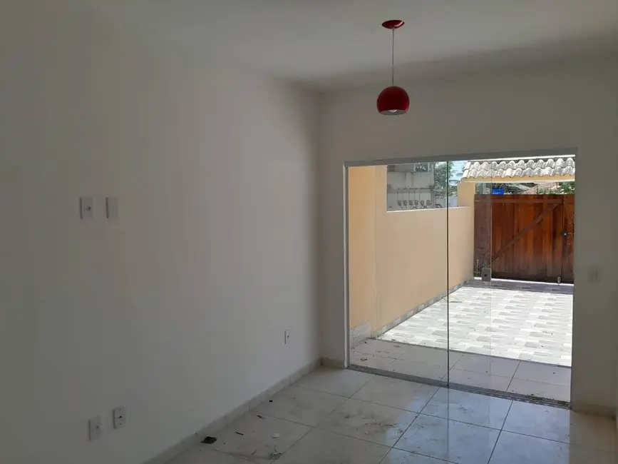 Foto 7 de Casa com 2 quartos à venda, 240m2 em Marica - RJ
