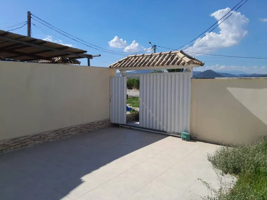 Foto 6 de Casa com 2 quartos à venda, 240m2 em Jardim Atlântico Leste (Itaipuaçu), Marica - RJ