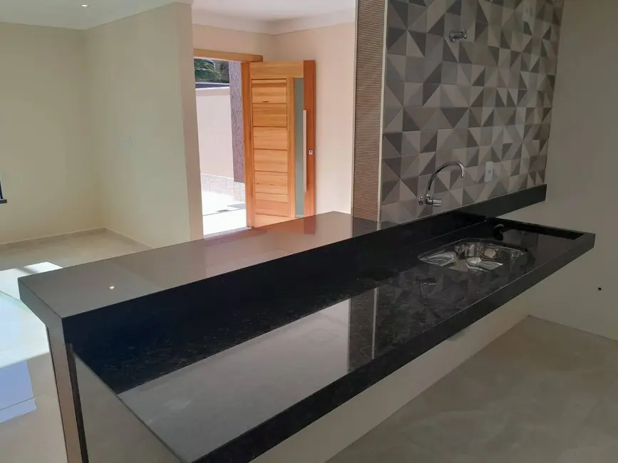 Foto 9 de Casa com 3 quartos à venda em Jardim Atlântico Central (Itaipuaçu), Marica - RJ