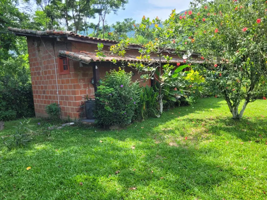 Chácara à venda, 1352m2 em Niteroi - RJ - imagem 5 Foto 5 de Chácara à venda, 1352m2 em Niteroi - RJ