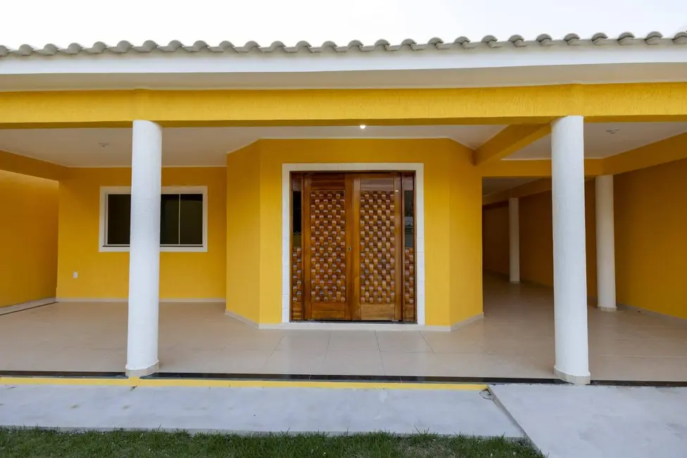 Foto 2 de Casa com 4 quartos à venda, 480m2 em Inoã (Inoã), Marica - RJ