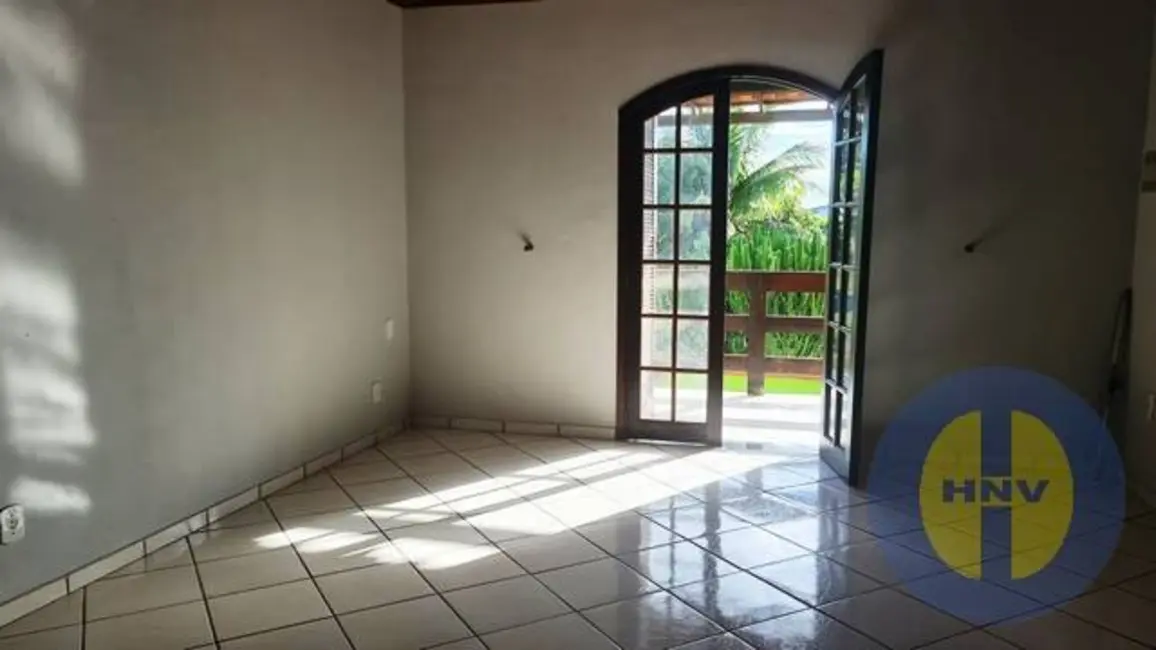 Foto 8 de Casa com 3 quartos à venda, 300m2 em Marica - RJ