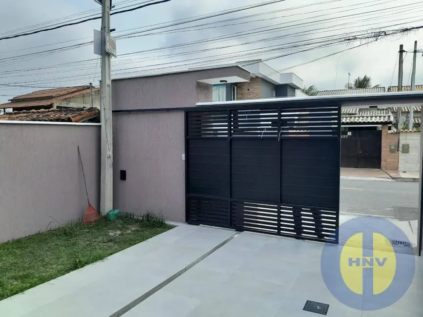 Foto 2 de Casa com 3 quartos à venda, 240m2 em Jardim Atlântico Oeste (Itaipuaçu), Marica - RJ