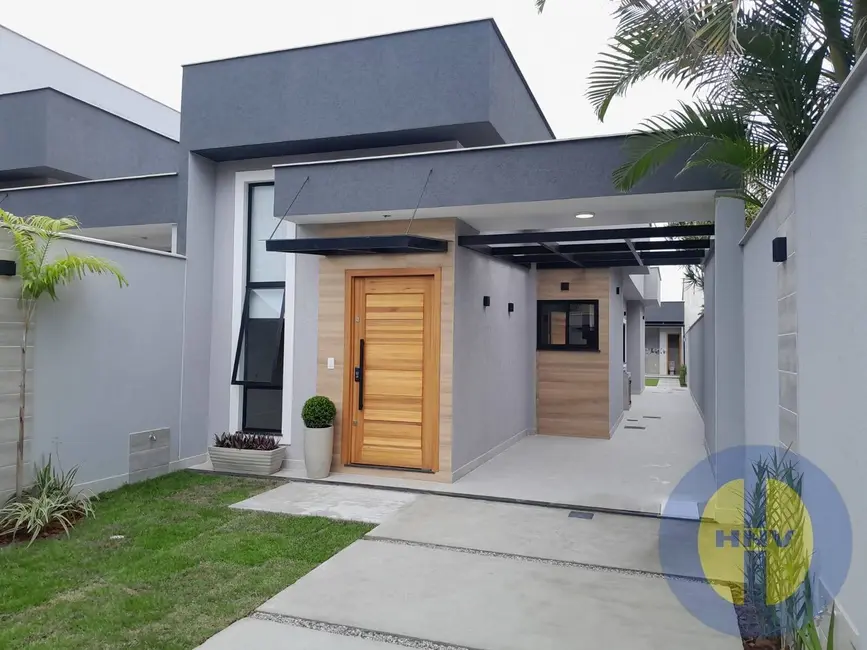 Foto 3 de Casa com 3 quartos à venda, 240m2 em Marica - RJ