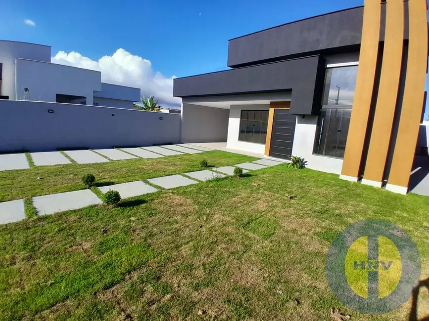 Foto 3 de Casa com 3 quartos à venda, 480m2 em Jardim Atlântico Central (Itaipuaçu), Marica - RJ