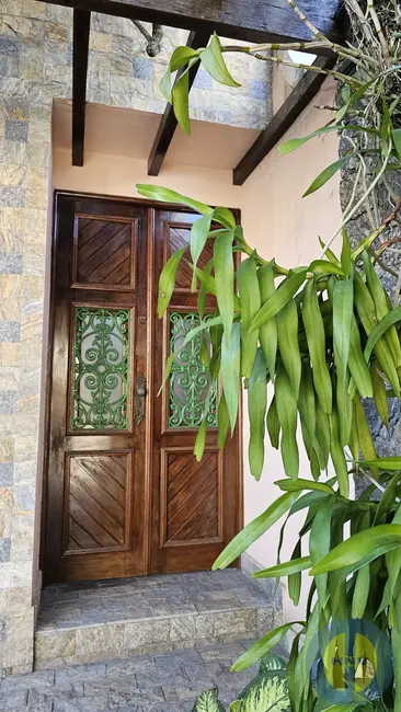 Foto 4 de Casa com 5 quartos à venda, 450m2 em Jardim Atlântico Oeste (Itaipuaçu), Marica - RJ