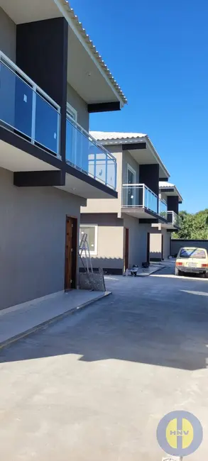 Casa com 2 quartos à venda em Jardim Atlântico Oeste (Itaipuaçu), Marica - RJ - imagem 1 Foto 1 de Casa com 2 quartos à venda em Jardim Atlântico Oeste (Itaipuaçu), Marica - RJ