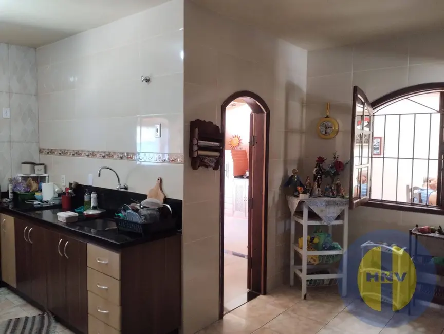 Foto 3 de Casa com 3 quartos à venda, 480m2 em Jardim Atlântico Oeste (Itaipuaçu), Marica - RJ