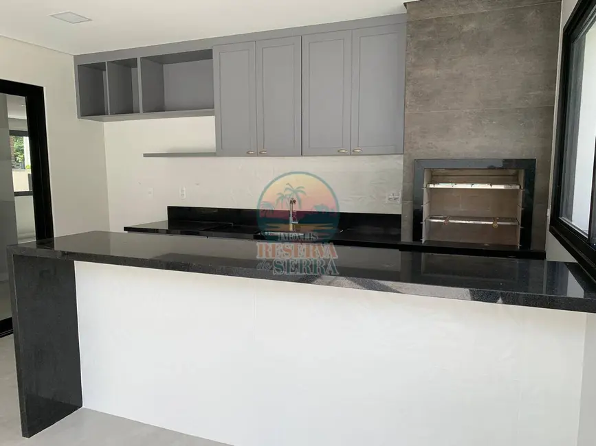 Casa de Condomínio com 3 quartos para alugar, 580m2 em Medeiros, Jundiai - SP - imagem 3 Foto 3 de Casa de Condomínio com 3 quartos para alugar, 580m2 em Medeiros, Jundiai - SP