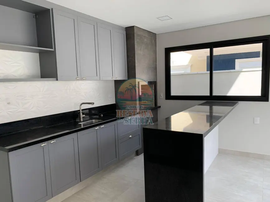 Casa de Condomínio com 3 quartos para alugar, 580m2 em Medeiros, Jundiai - SP - imagem 2 Foto 2 de Casa de Condomínio com 3 quartos para alugar, 580m2 em Medeiros, Jundiai - SP