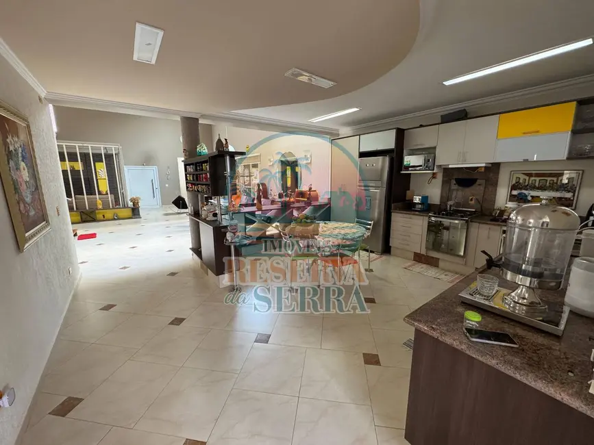 Casa de Condomínio com 3 quartos à venda, 314m2 em Jundiai - SP - imagem 3 Foto 3 de Casa de Condomínio com 3 quartos à venda, 314m2 em Jundiai - SP