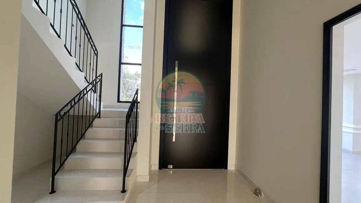 Foto 2 de Casa de Condomínio com 4 quartos à venda, 157m2 em Jundiai - SP