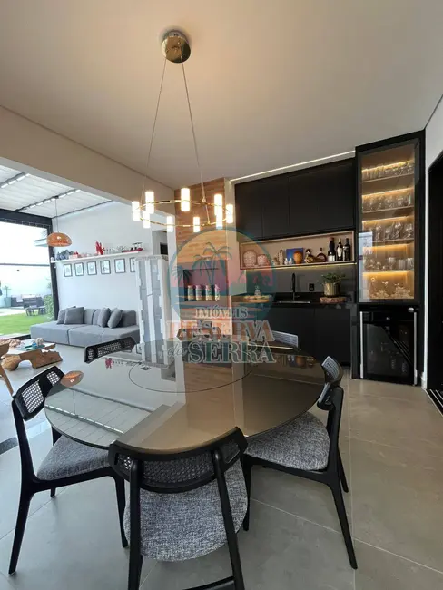 Foto 2 de Casa de Condomínio com 3 quartos à venda, 250m2 em Jundiai - SP