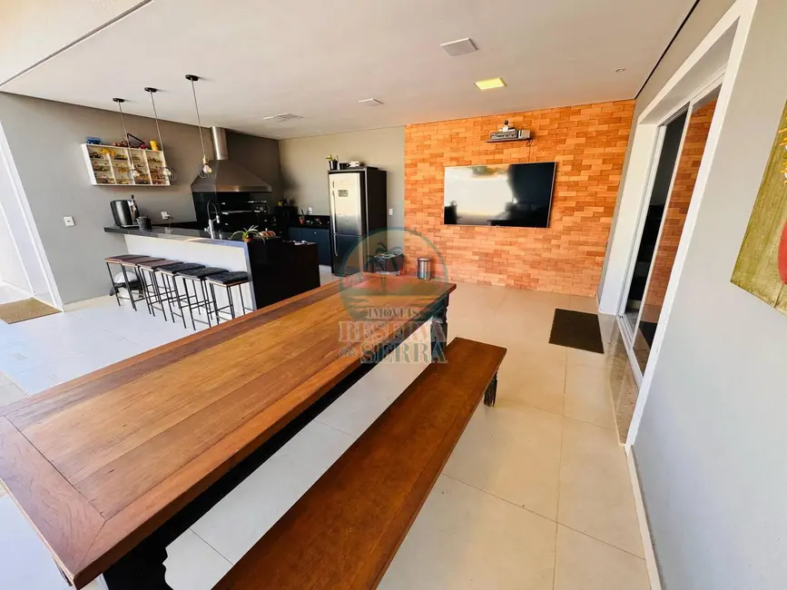 Foto 3 de Casa de Condomínio com 3 quartos à venda, 360m2 em Jundiai - SP