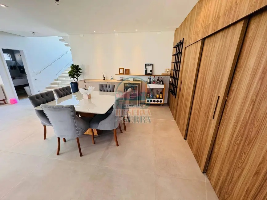 Casa de Condomínio com 4 quartos à venda, 331m2 em Jundiai - SP - imagem 5 Foto 5 de Casa de Condomínio com 4 quartos à venda, 331m2 em Jundiai - SP