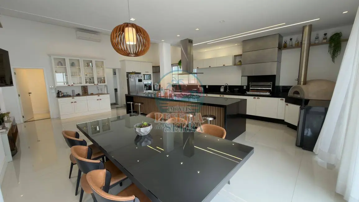 Casa de Condomínio com 4 quartos à venda, 330m2 em Jundiai - SP - imagem 2 Foto 2 de Casa de Condomínio com 4 quartos à venda, 330m2 em Jundiai - SP