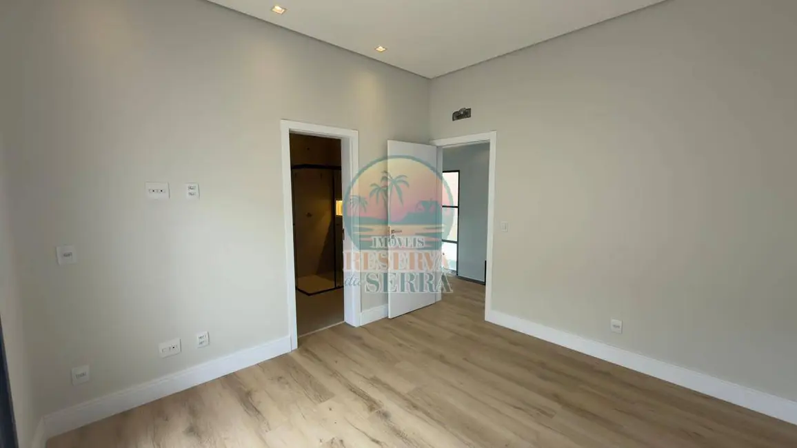 Casa de Condomínio com 4 quartos à venda, 321m2 em Jundiai - SP - imagem 5 Foto 5 de Casa de Condomínio com 4 quartos à venda, 321m2 em Jundiai - SP