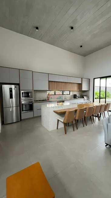 Foto 5 de Casa de Condomínio com 3 quartos à venda e para alugar, 234m2 em Jundiai - SP