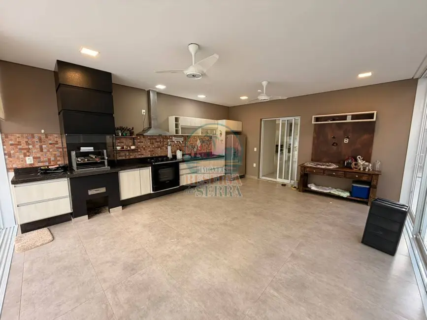 Foto 4 de Casa de Condomínio com 4 quartos para alugar, 313m2 em Jundiai - SP