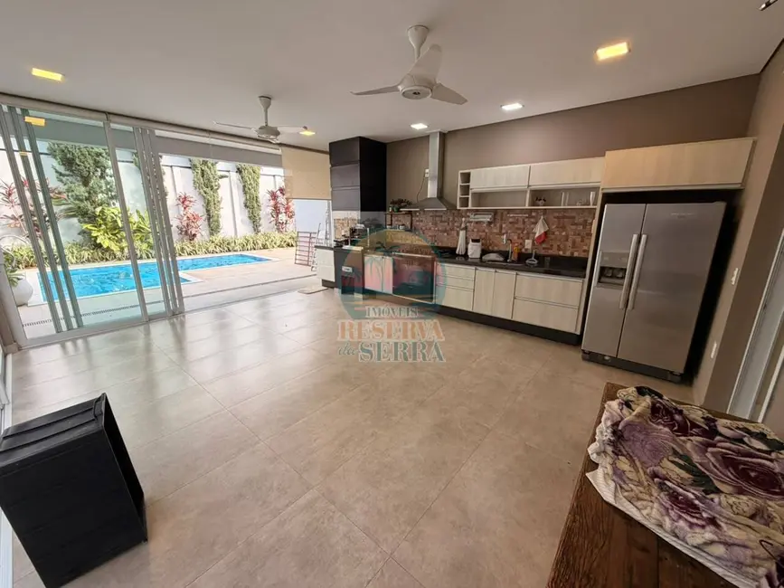 Foto 3 de Casa de Condomínio com 4 quartos para alugar, 313m2 em Jundiai - SP