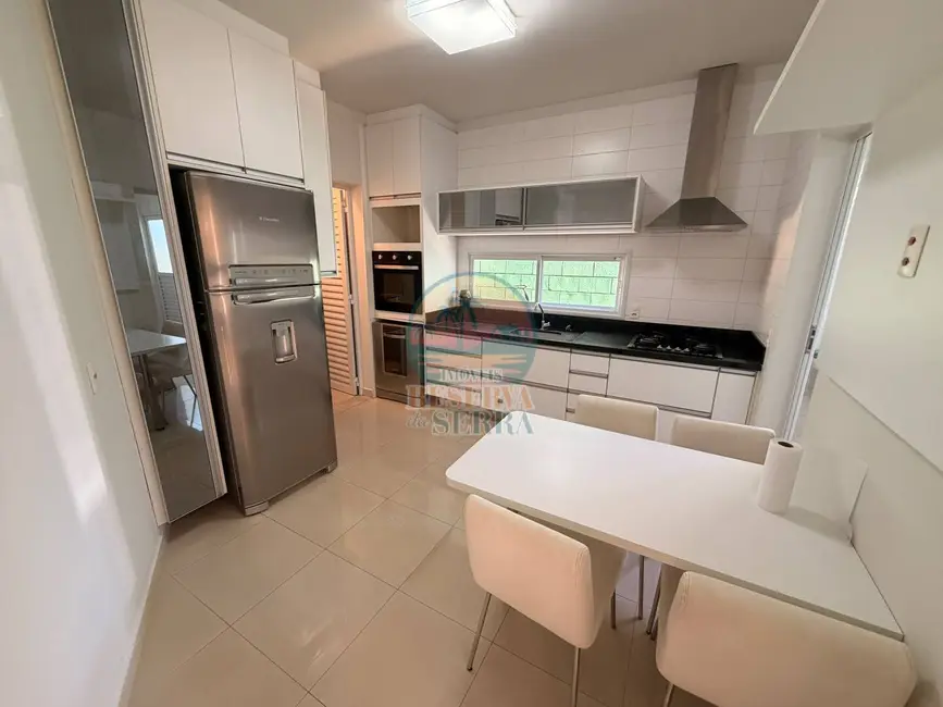Foto 7 de Casa de Condomínio com 3 quartos para alugar, 300m2 em Jundiai - SP