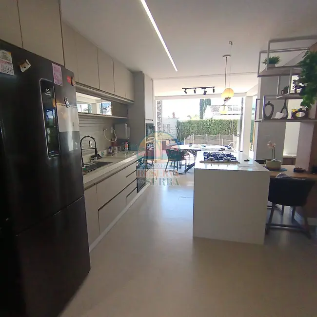 Foto 3 de Casa de Condomínio com 3 quartos à venda, 214m2 em Condomínio Reserva da Serra, Jundiai - SP