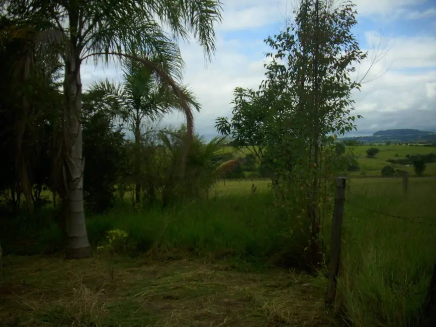 Foto 3 de Chácara com 1 quarto à venda, 1000m2 em Porangaba - SP