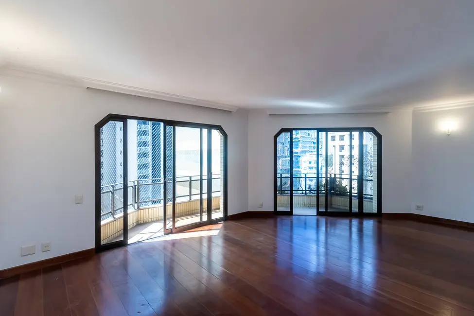 Foto 1 de Apartamento com 3 quartos para alugar, 240m2 em Itaim Bibi, São Paulo - SP