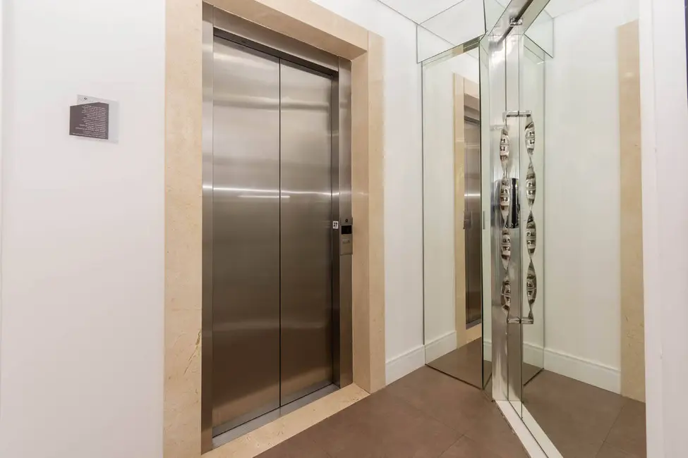 Foto 1 de Apartamento com 4 quartos à venda, 240m2 em Vila Gomes Cardim, São Paulo - SP