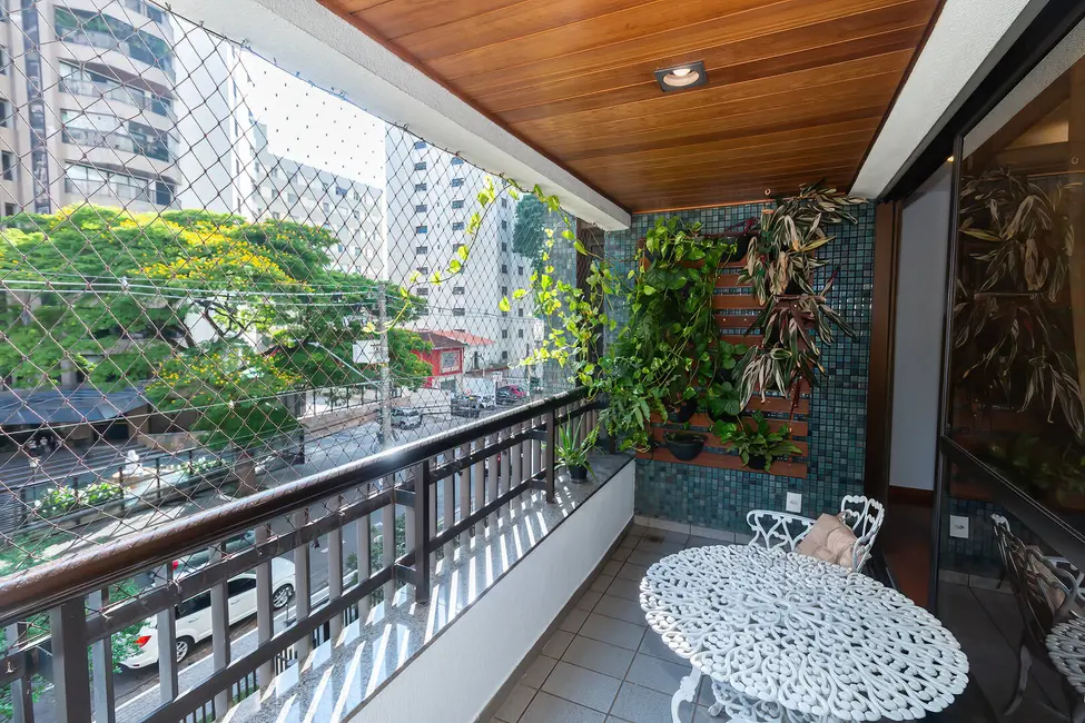 Foto 7 de Apartamento com 4 quartos para alugar, 140m2 em Moema, São Paulo - SP