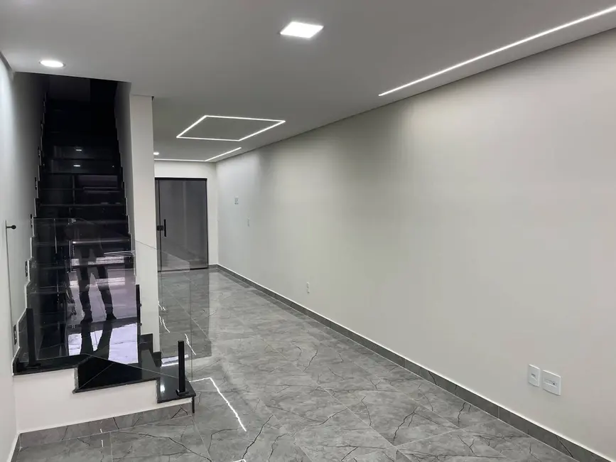 Foto 4 de Sobrado com 3 quartos à venda e para alugar, 178m2 em Vila Carrão, São Paulo - SP