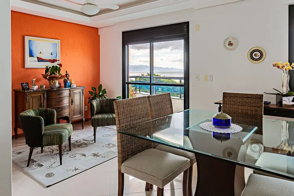 Apartamento à venda e para alugar, 200m2 em Balneário, Florianopolis - SC - imagem 8 Foto 8 de Apartamento à venda e para alugar, 200m2 em Balneário, Florianopolis - SC