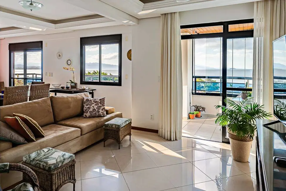 Apartamento à venda e para alugar, 200m2 em Balneário, Florianopolis - SC - imagem 6 Foto 6 de Apartamento à venda e para alugar, 200m2 em Balneário, Florianopolis - SC