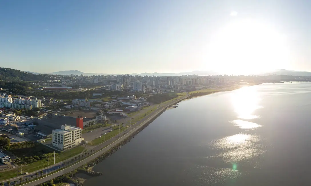 Foto 2 de Apartamento com 3 quartos à venda, 80m2 em Sao Jose - SC